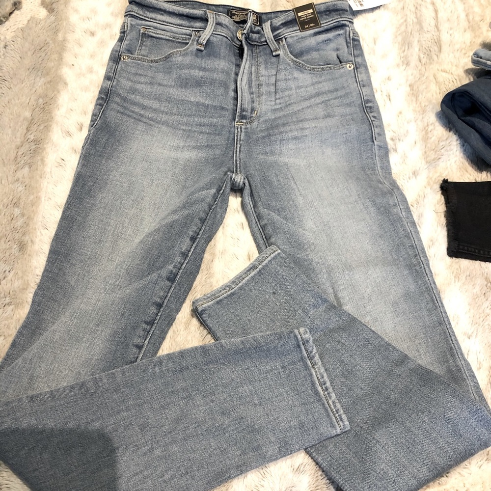 Abercrombie & Fitch Simone High Rise super skinny
